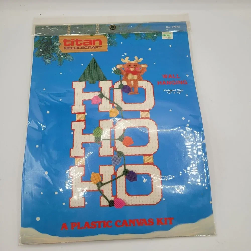 4 Titan Needlecraft Plastic Canvas‎ Christmas Wall Hanging Kits  1990 Sealed